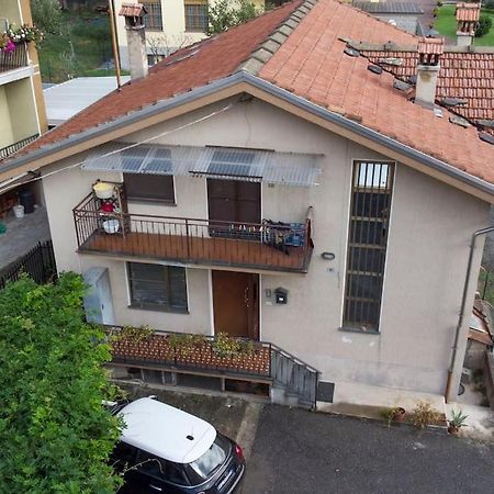 Casa Vacanze Quinci-Valle Quincinetto Екстериор снимка